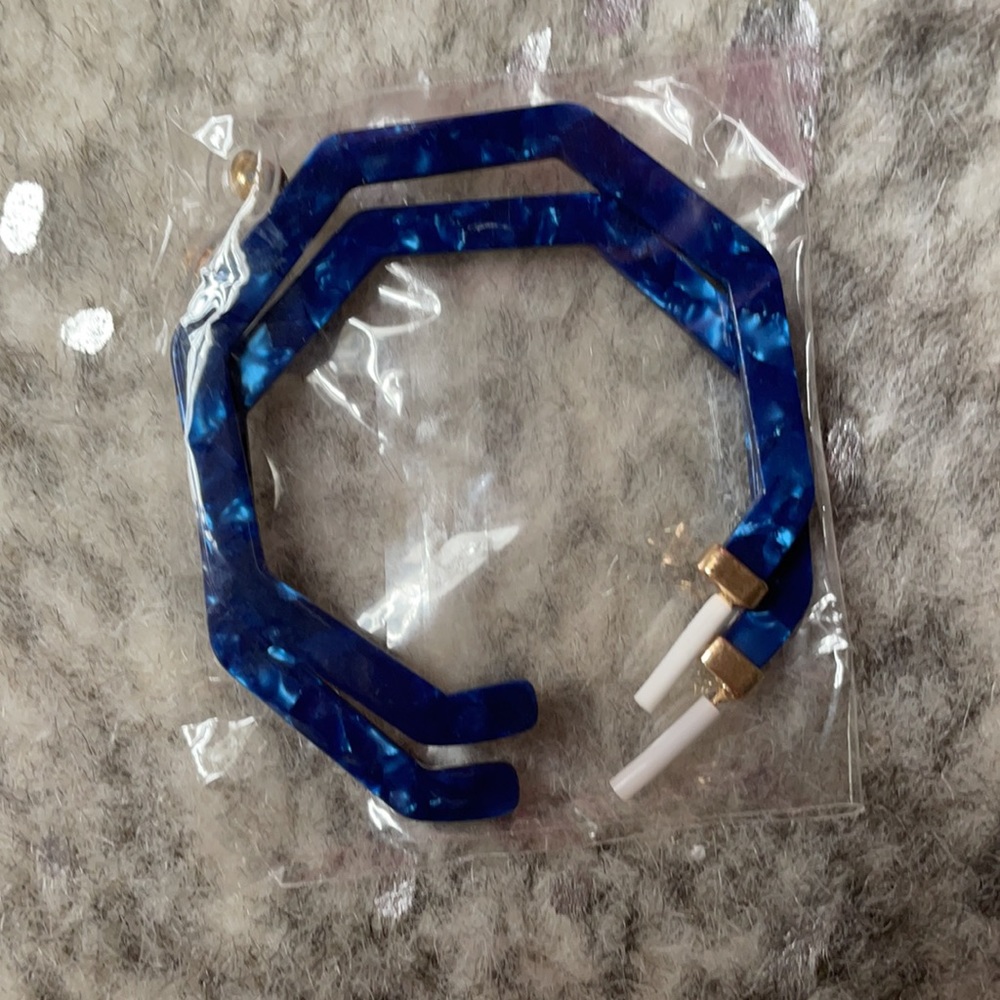 Geometric earrings - Picture 2 of 2